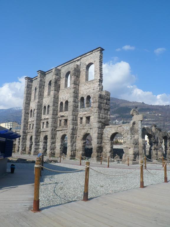 Appartamento" Le Bourg 61" Vda Cir 0208 Aosta Bagian luar foto